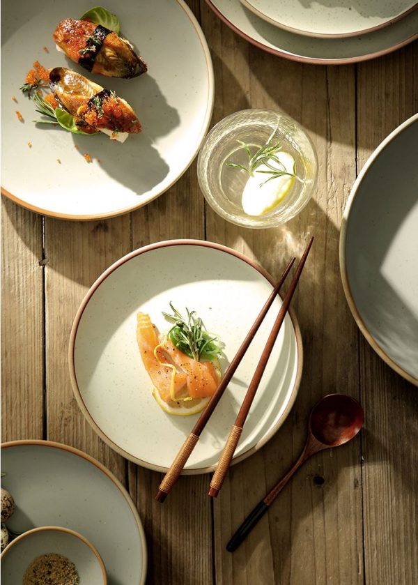 Arigatō Japanese Ceramic Dinner Plate Supply